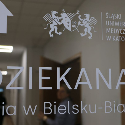 FBB - budynek uczylni, urządzano sale i pracownie oraz laboratorium