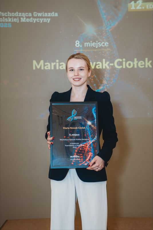 Maria Nowak-Ciołek, absolwentka kierunku lekarskiego na Wydziale Nauk Medycznych w Zabrzu Śląskiego Uniwersytetu Medycznego